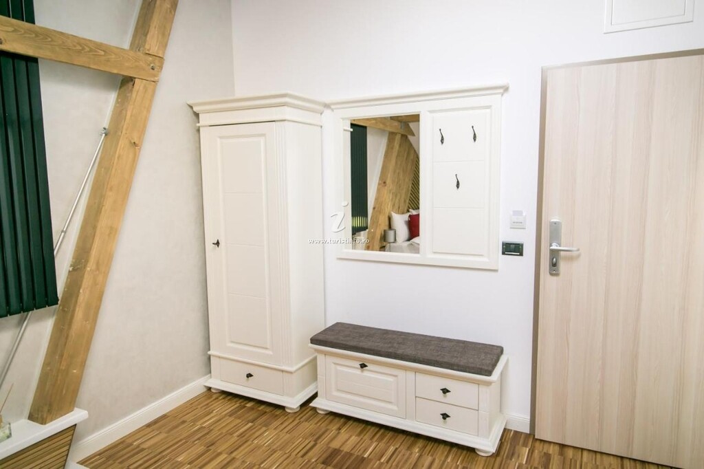 Pensiunea May Residence