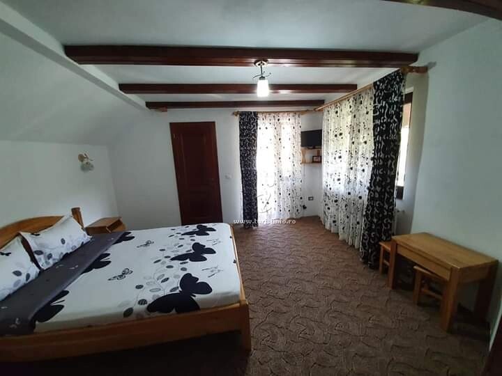 Camere de închiriat Casa Georgiana și Gabriel