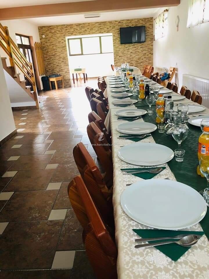 Camere de închiriat Casa Georgiana și Gabriel