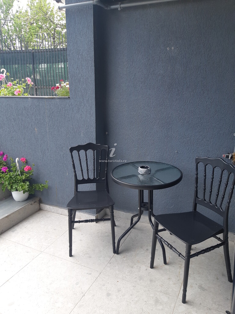 Camere de închiriat Brise