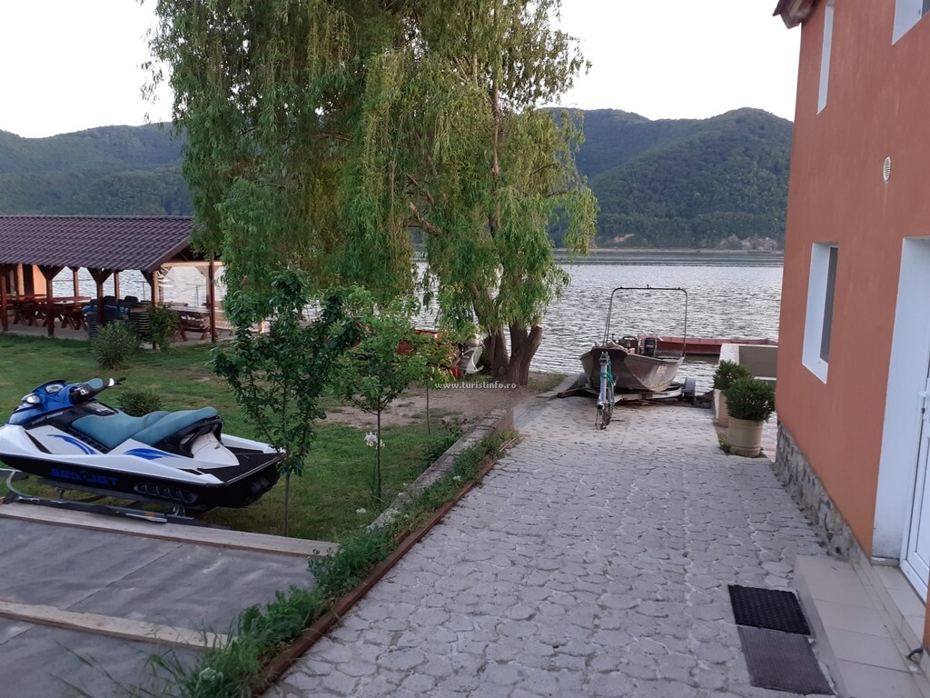 Pensiunea Snejana