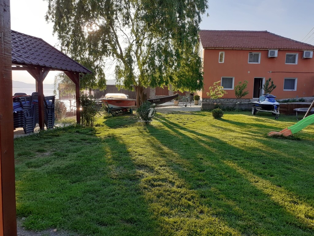 Pensiunea Snejana