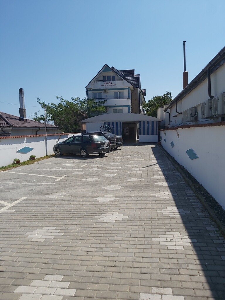 Camere de închiriat Panos