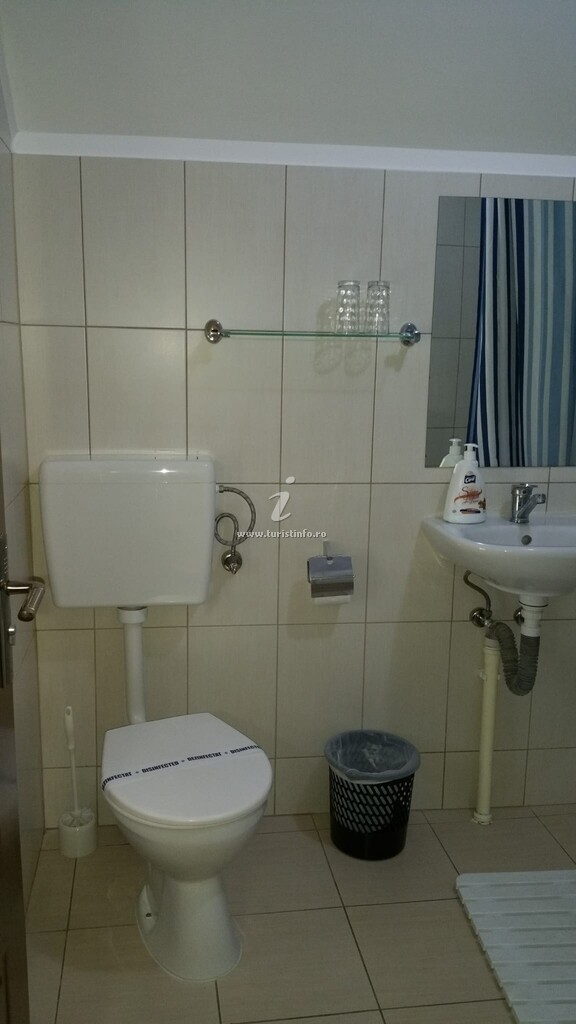 Vila Nr. 7A - Economy