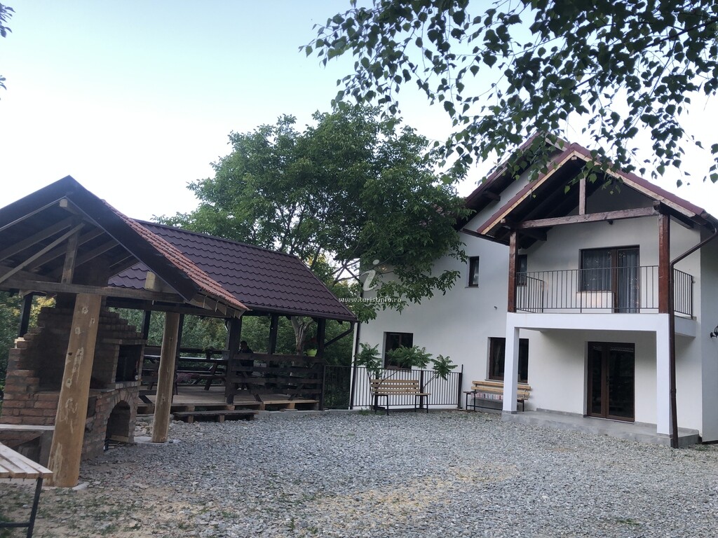 Conacul din Pădure