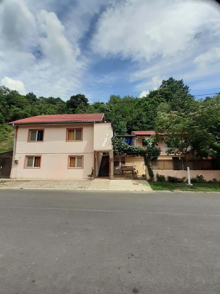 Casa Iza