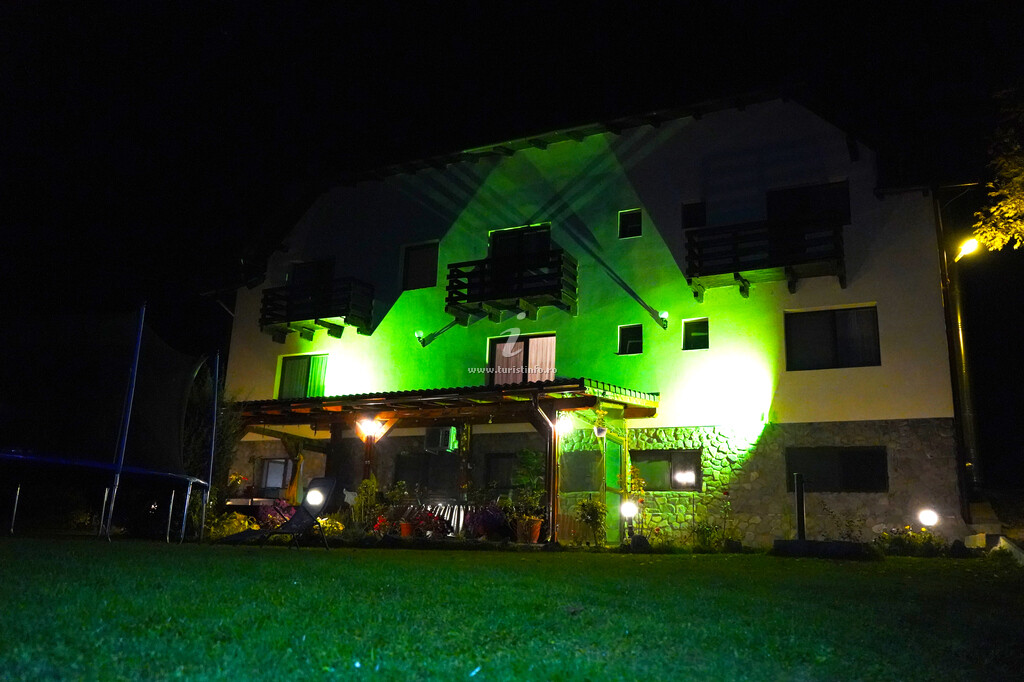 Vila Sohodol Travel