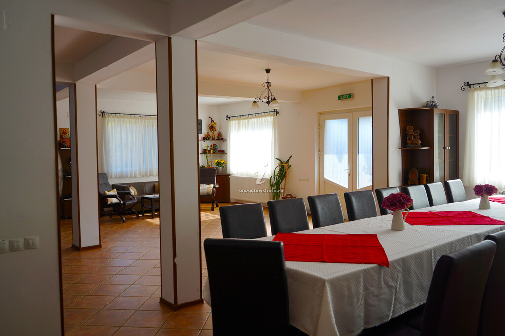 Vila Sohodol Travel
