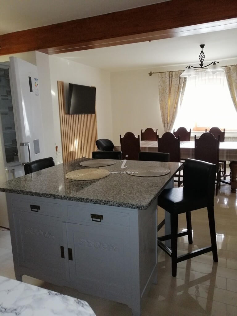 Camere de închiriat Casa Denis