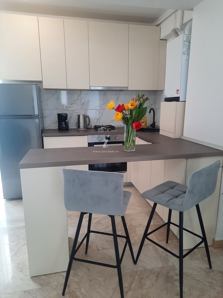Apartamente Vista Lago E Mare