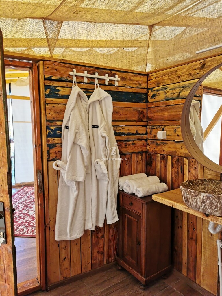 Camping Mesteceni Glamping