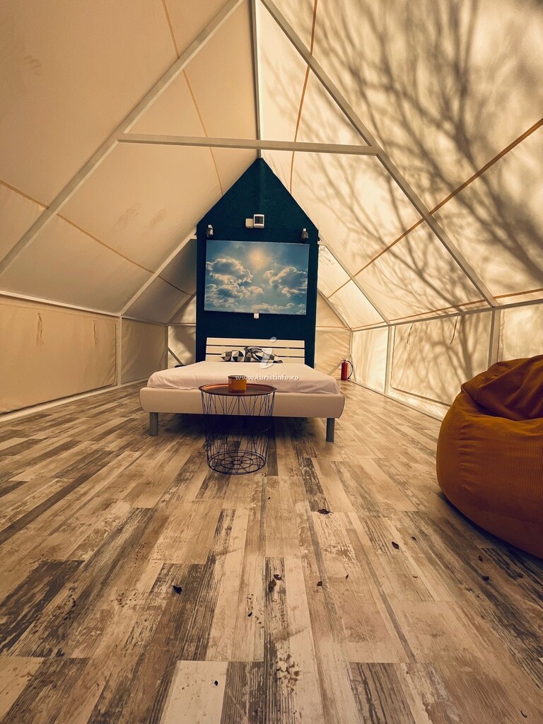 Camping Mesteceni Glamping