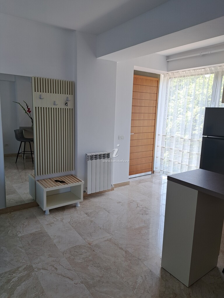 Apartamente Vista Lago E Mare