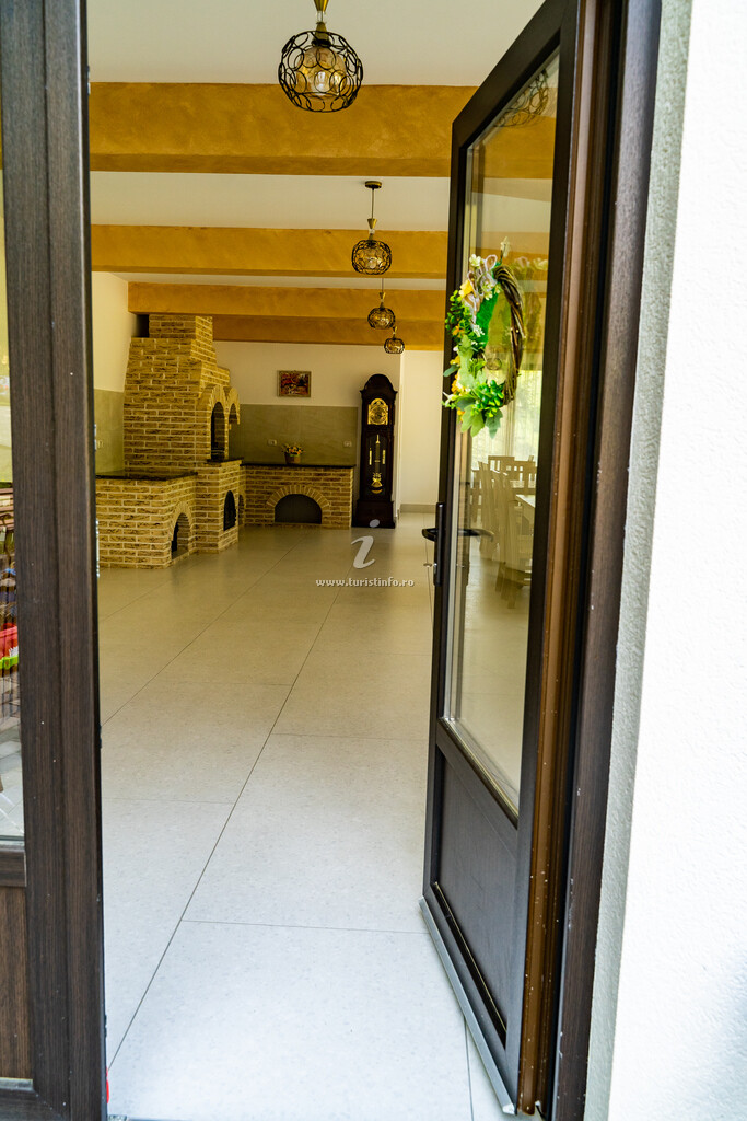 Casa Afiniș