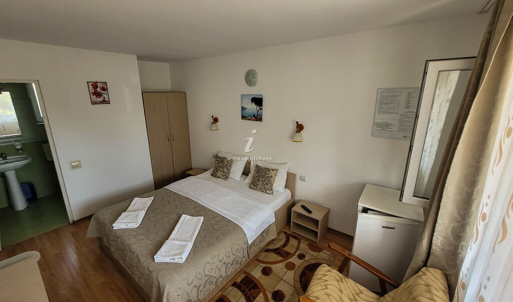 Camere de închiriat Dovi