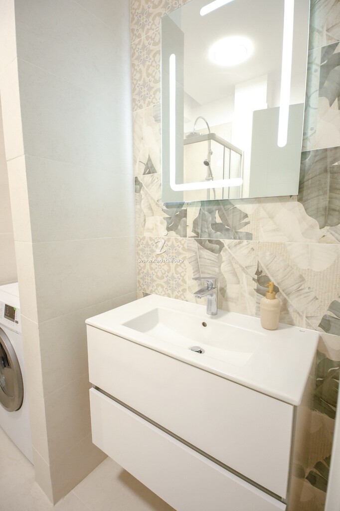 Apartamente Lake On