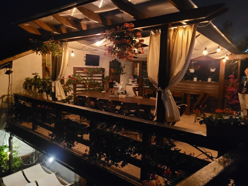 Camere de închiriat Daiana