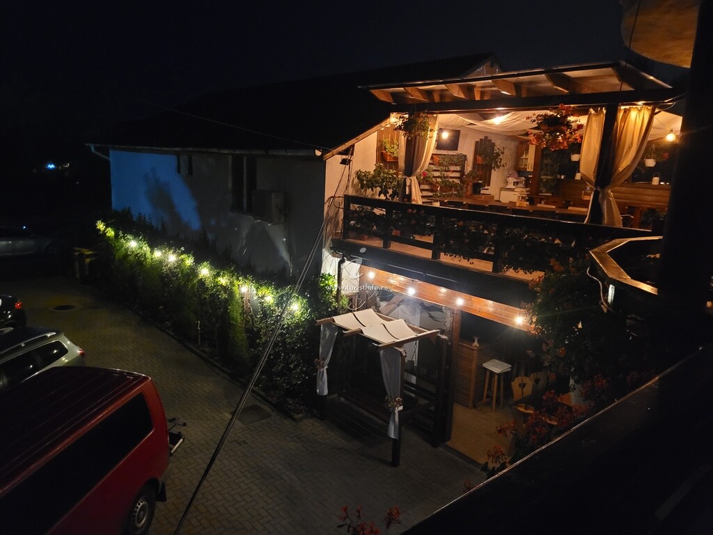 Camere de închiriat Daiana