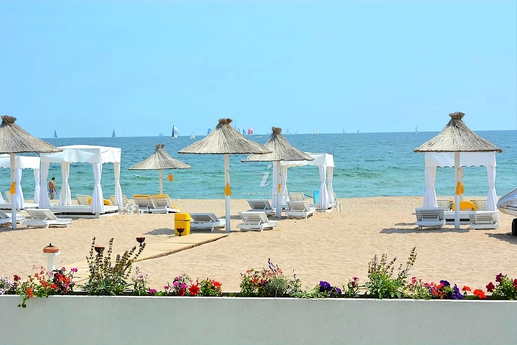Apartament Caraibe Beach