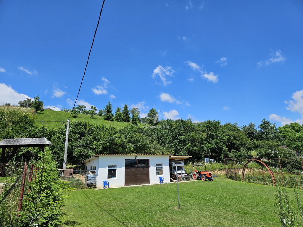 Casa de pe Deal