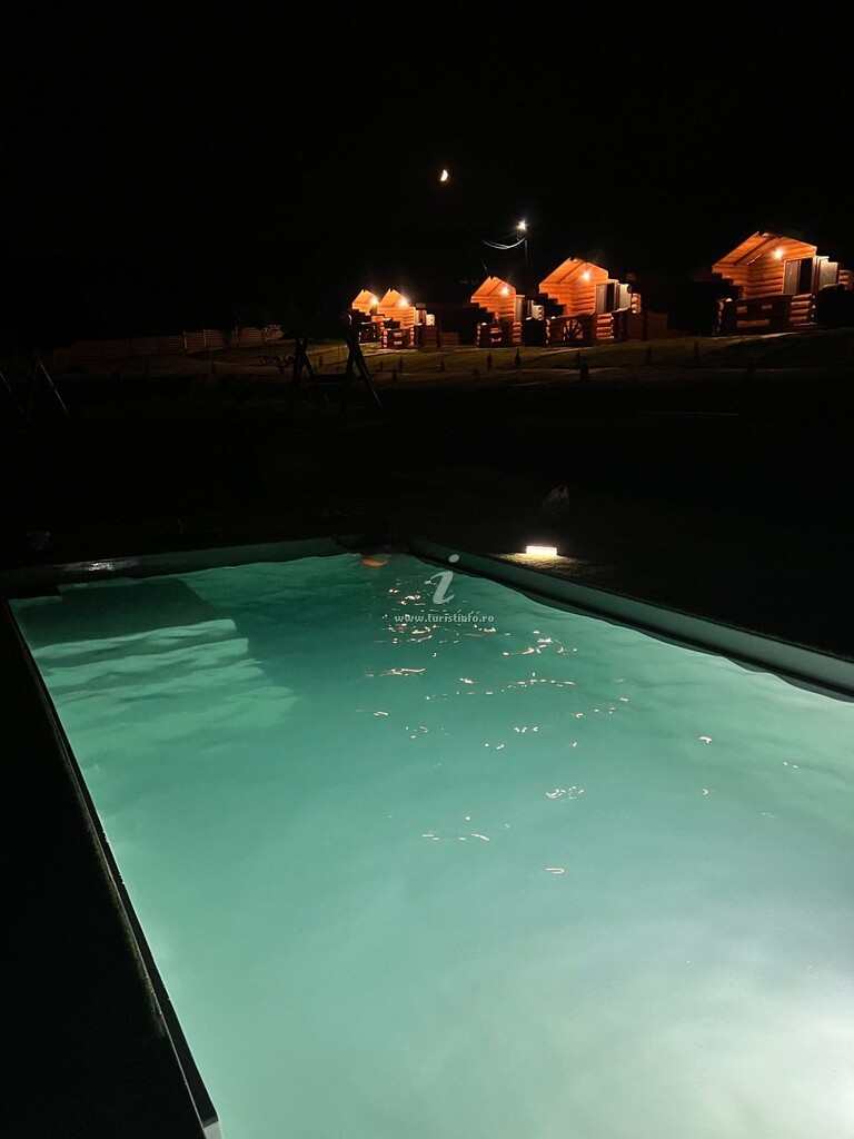 Cabana M&V Infinit
