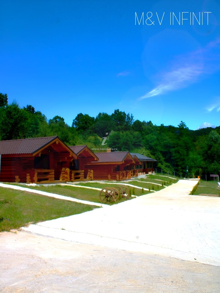 Cabana M&V Infinit