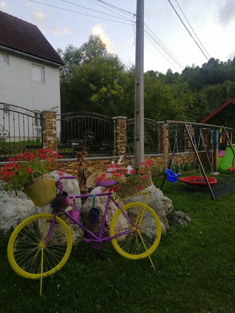 Casa Roca Bucegi