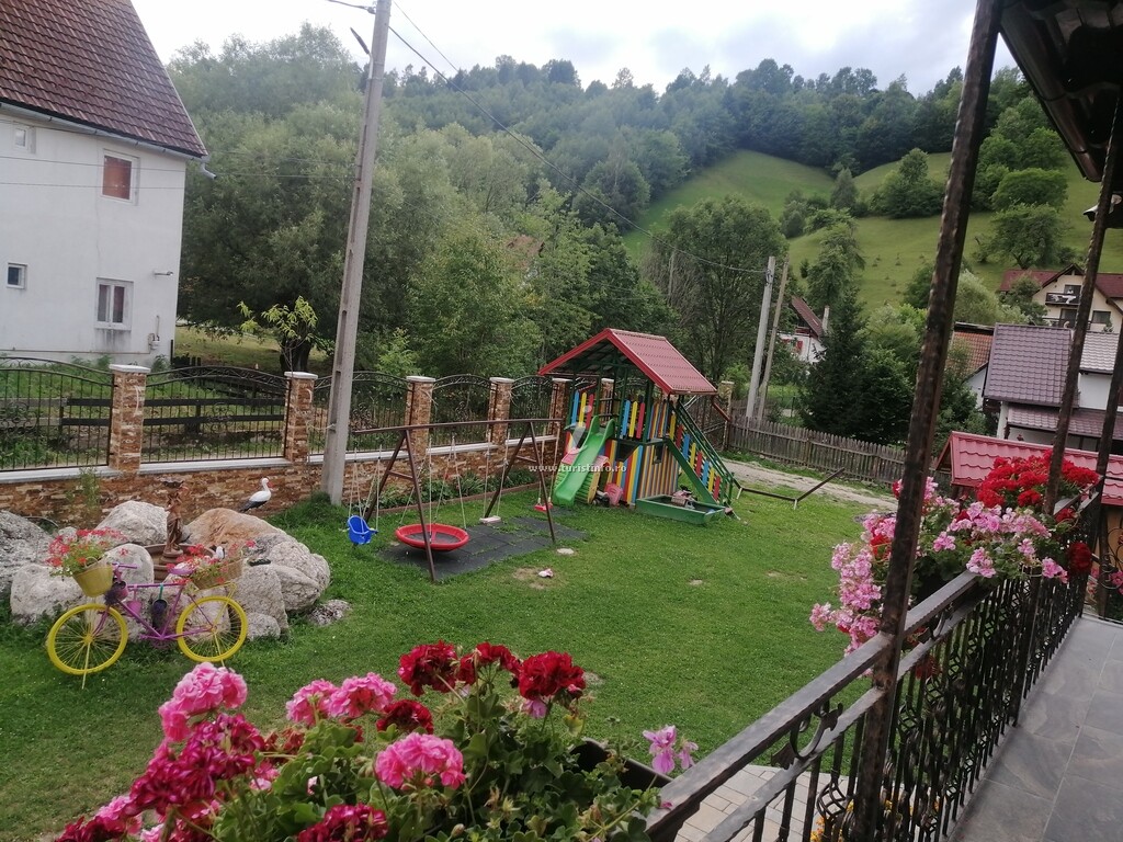Casa Roca Bucegi