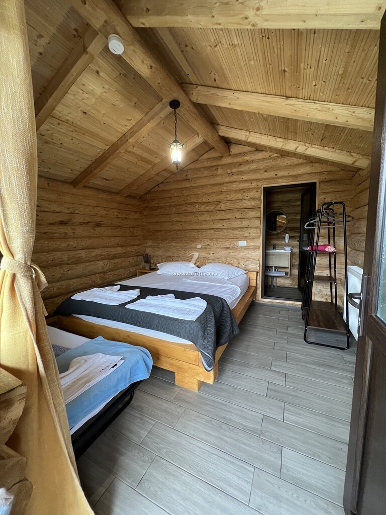 Cabana M&V Infinit