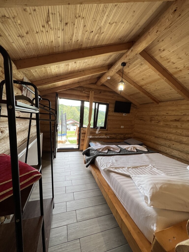 Cabana M&V Infinit