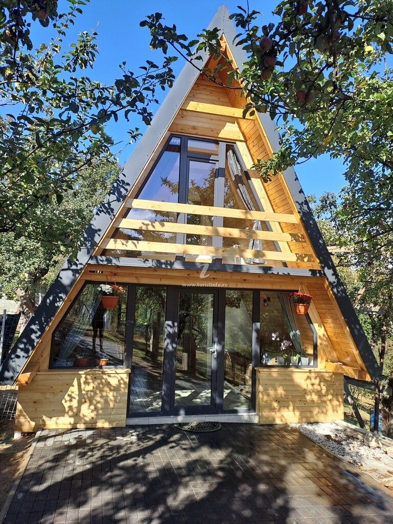 Cabana din Poiana