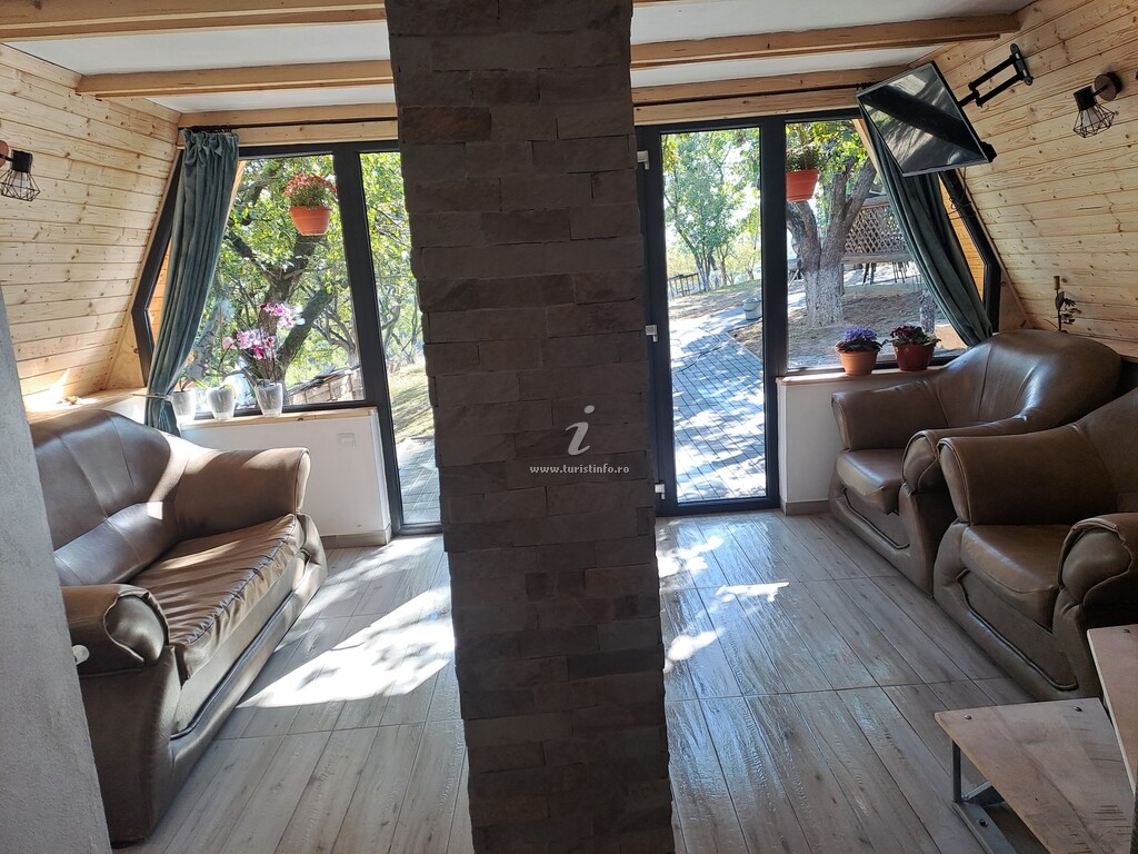 Cabana din Poiana