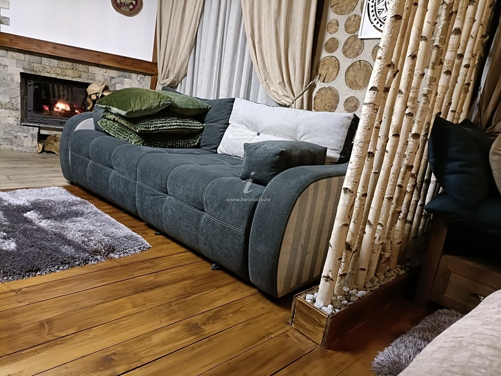 Căsuța Velvet House