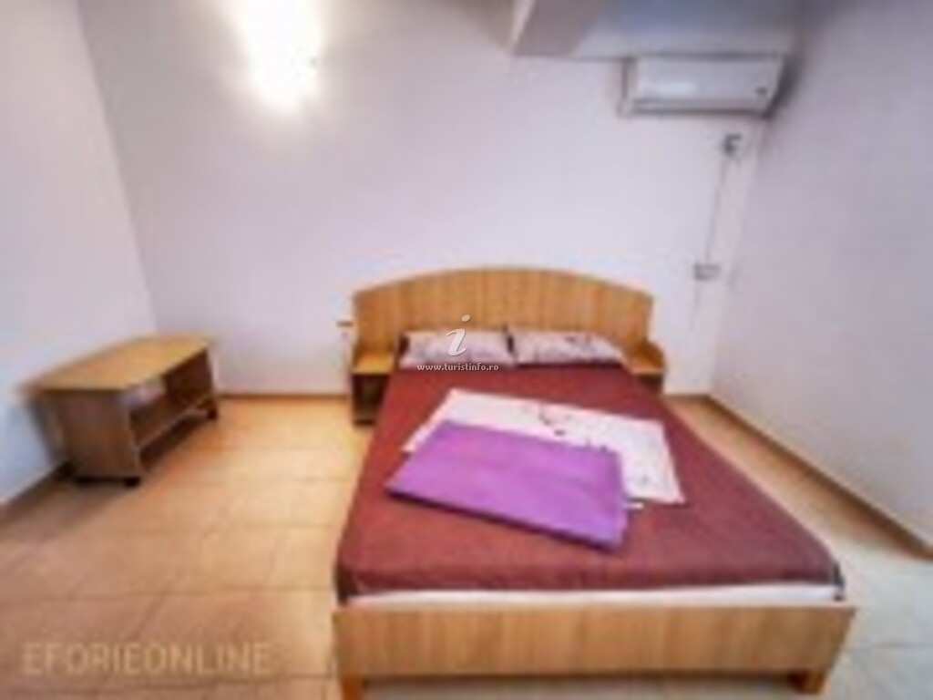 Camere de închiriat Irma