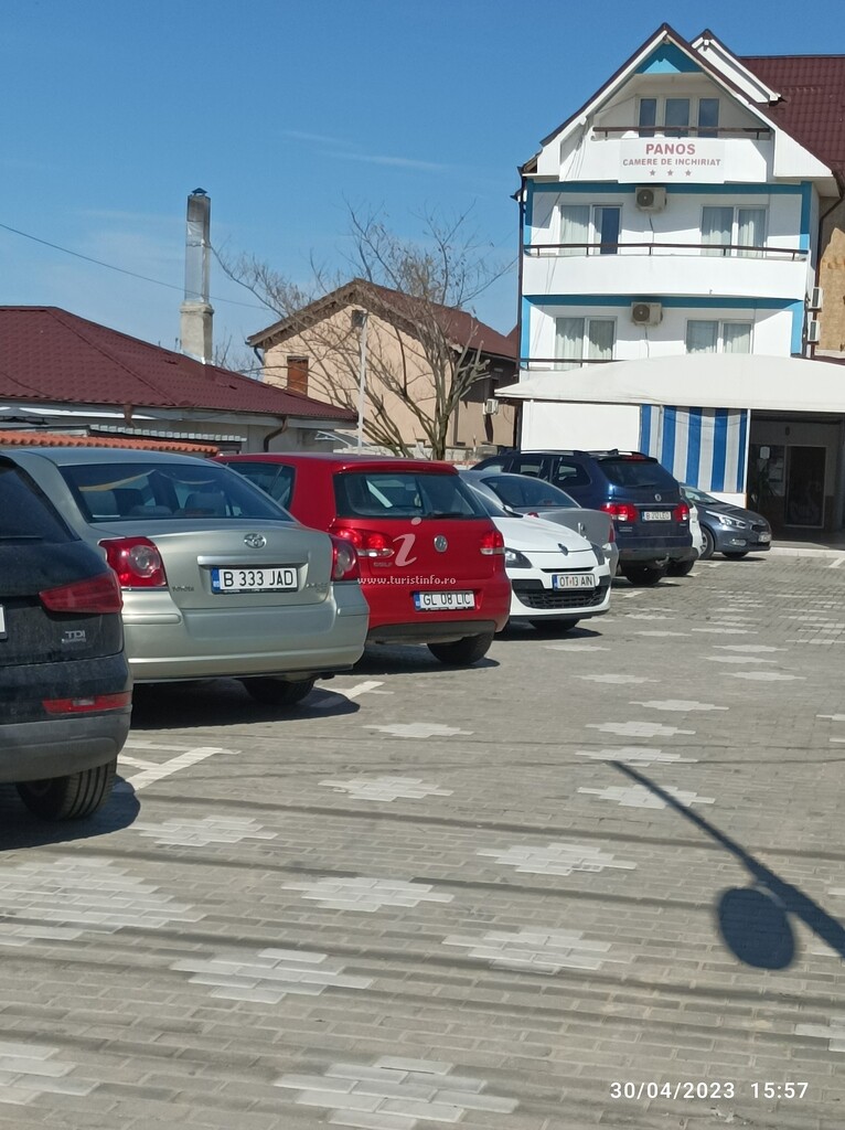 Camere de închiriat Panos
