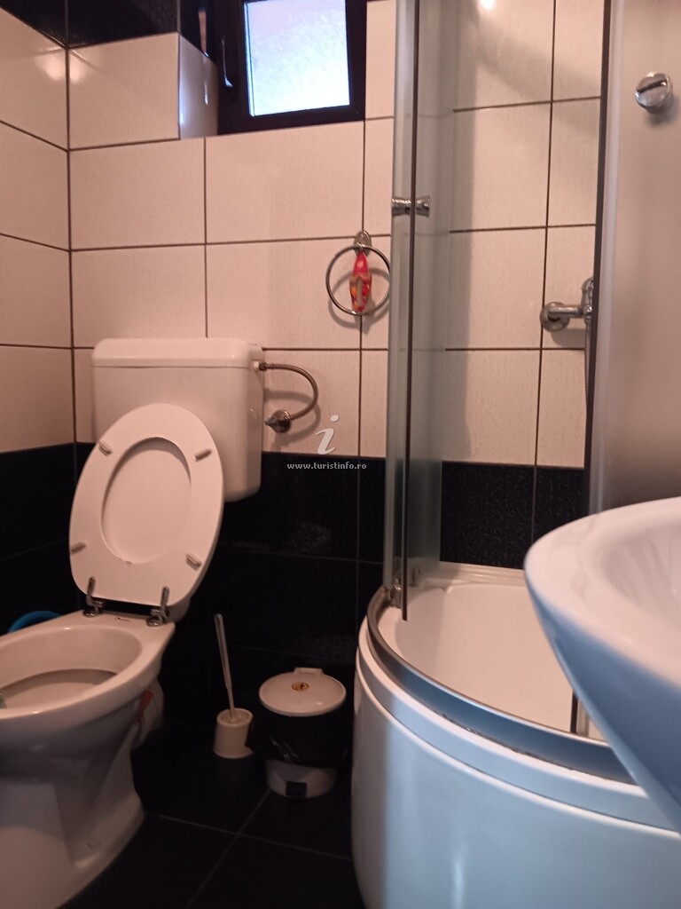 Casa cu Flori