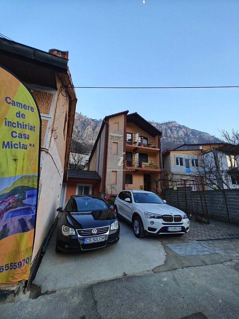 Casa Miclău
