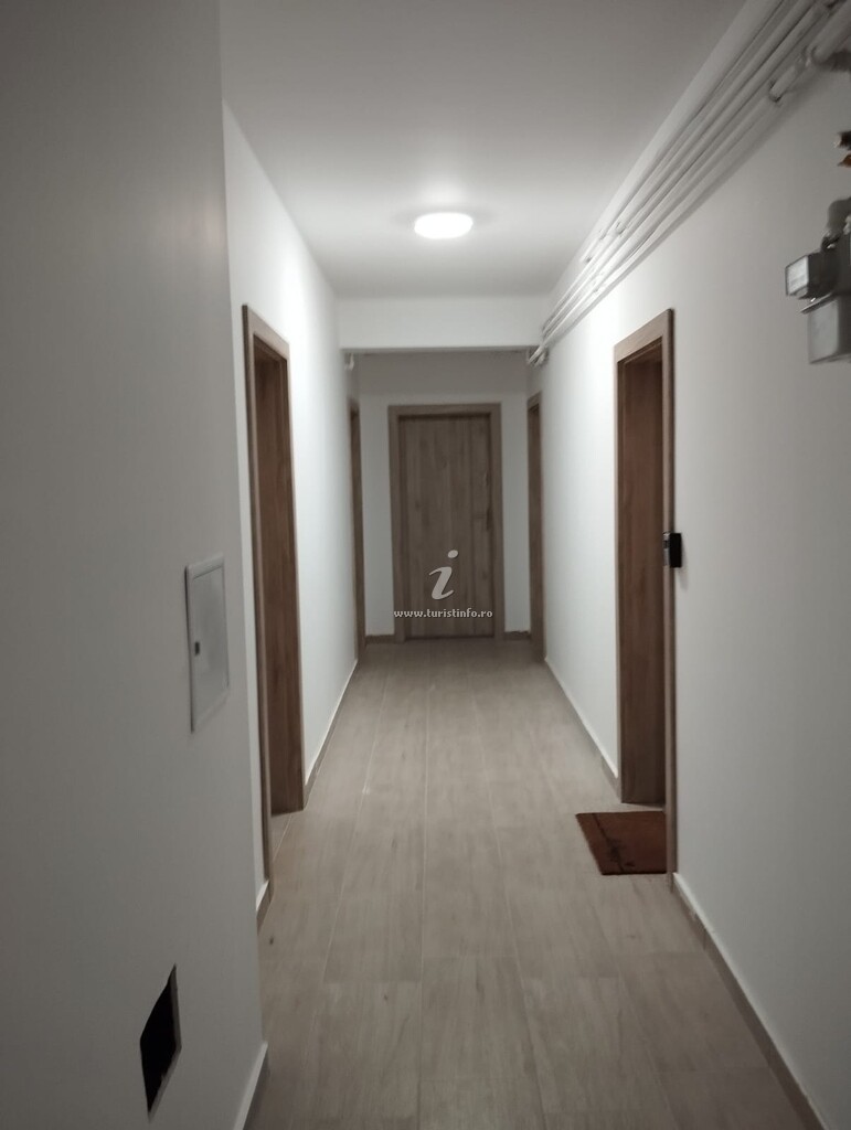 Apartament Cristina și Claudiu