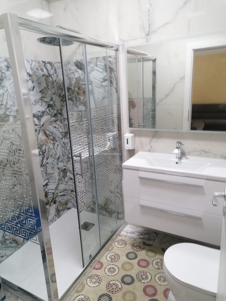 Apartament Cristina și Claudiu