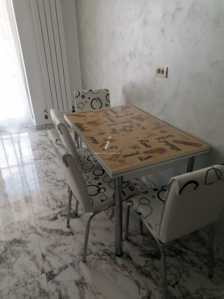 Apartament Cristina și Claudiu