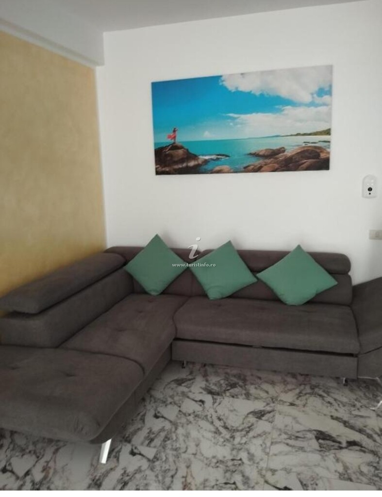 Apartament Cristina și Claudiu