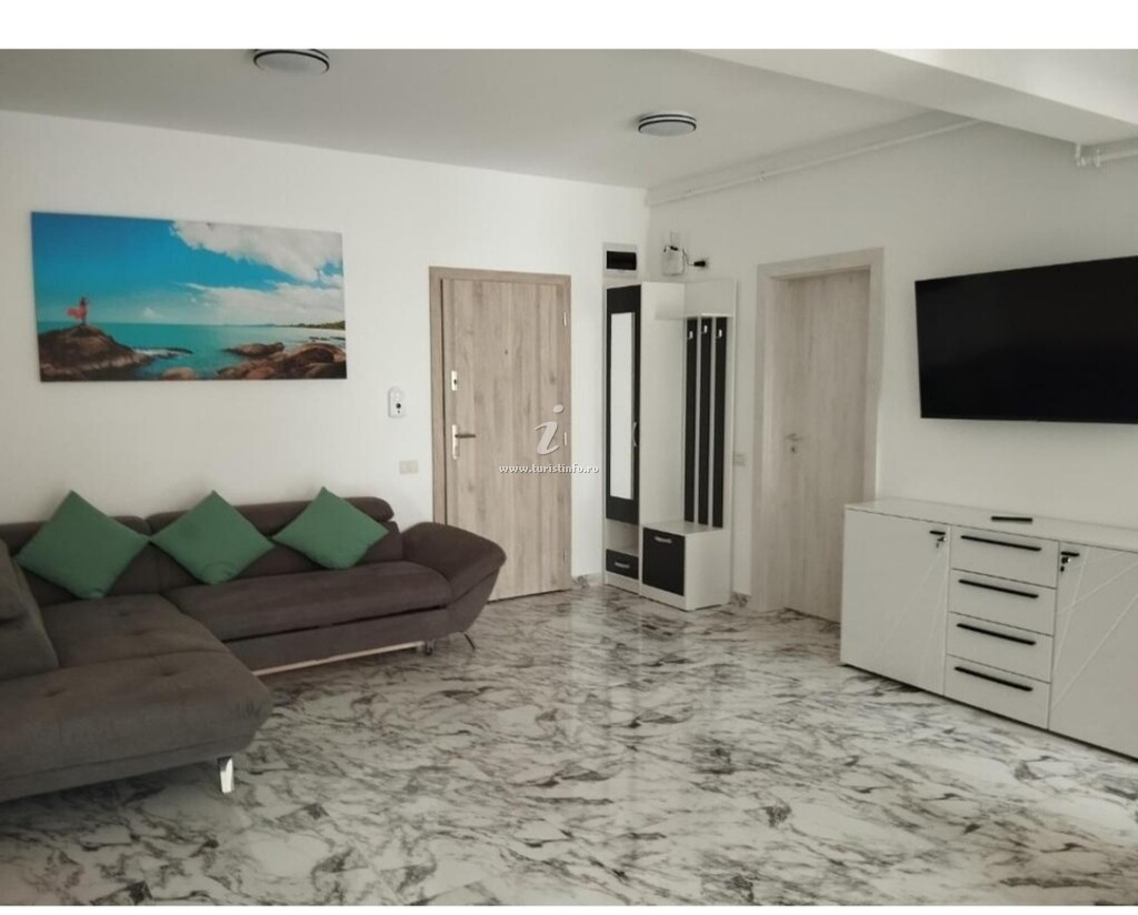 Apartament Cristina și Claudiu