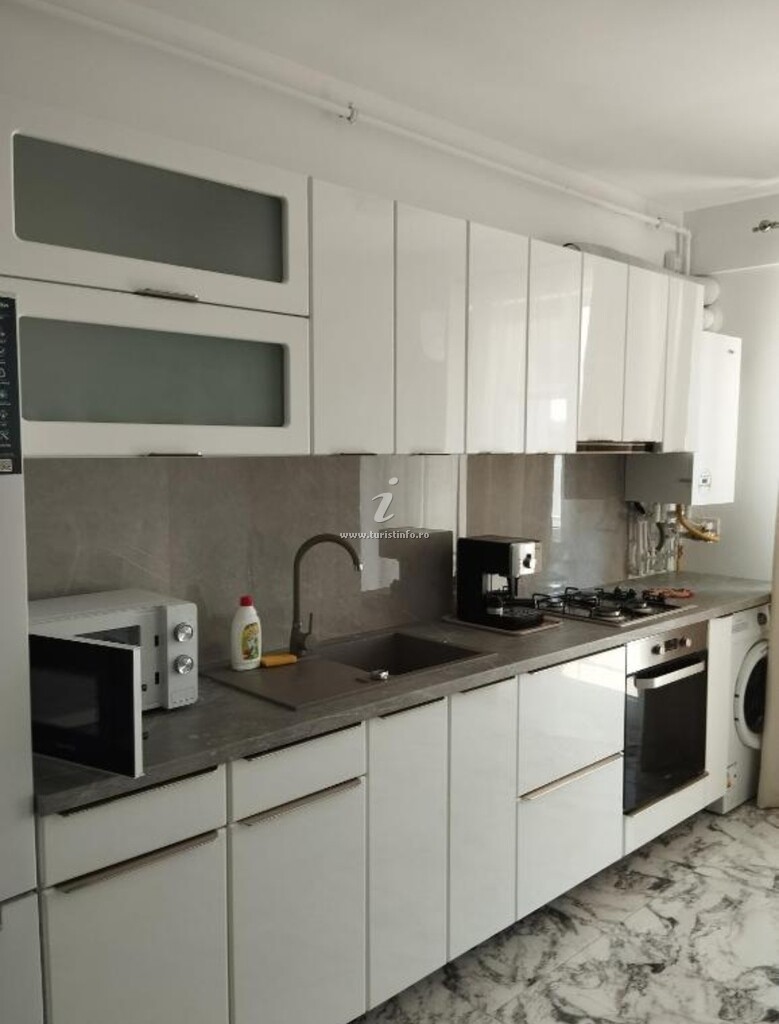 Apartament Cristina și Claudiu