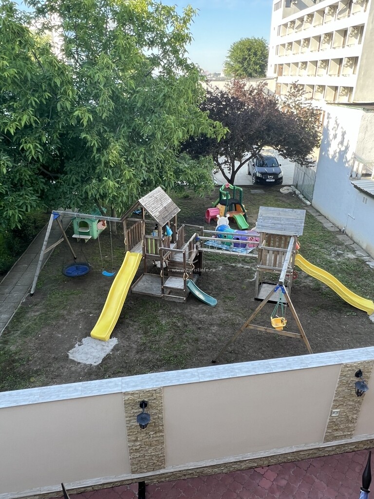 Vila Greaca 10