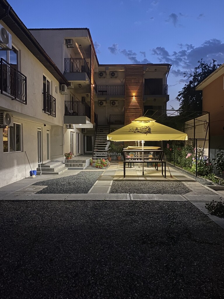 Casa Tudor