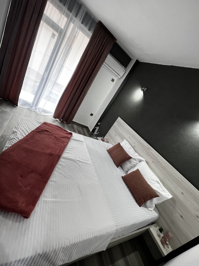 Camere de închiriat EBrothers Charm & Sun House