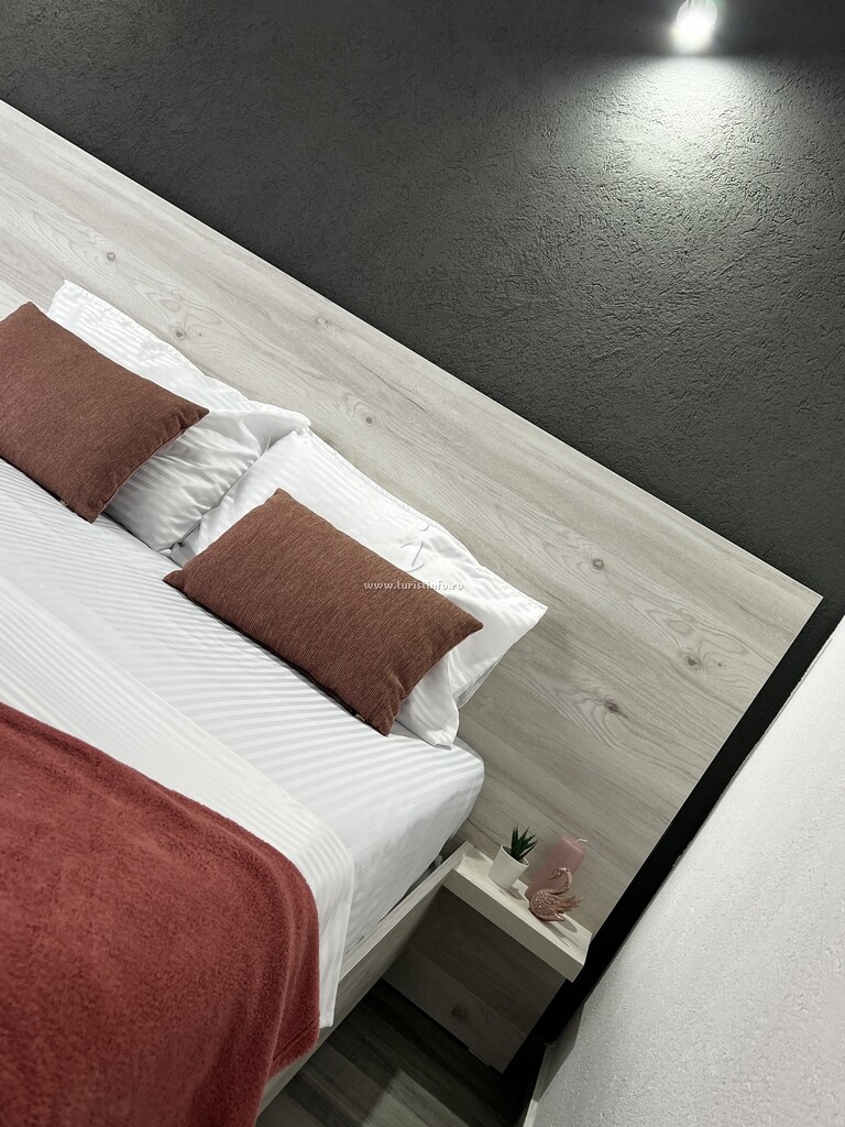 Camere de închiriat EBrothers Charm & Sun House