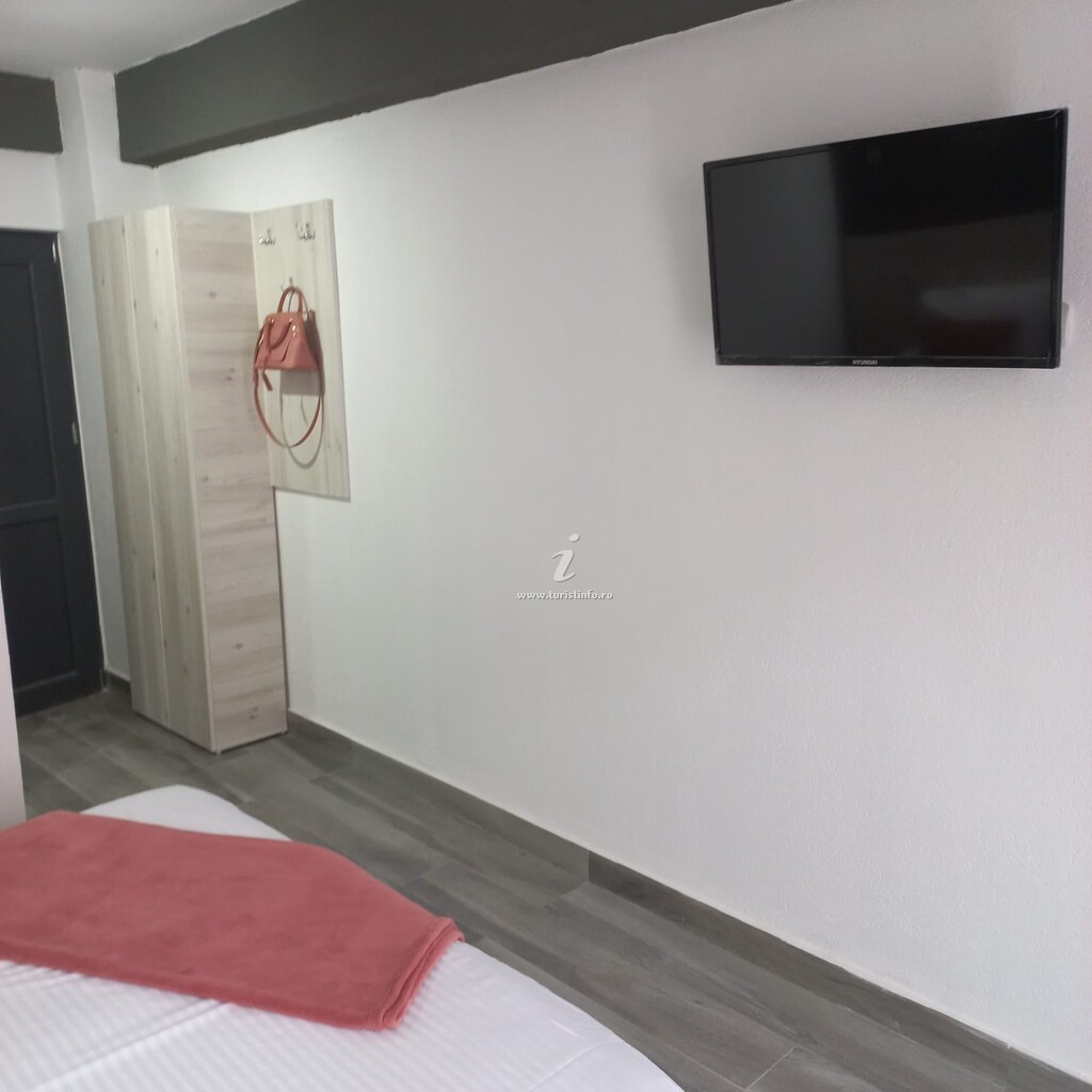 Camere de închiriat EBrothers Charm & Sun House
