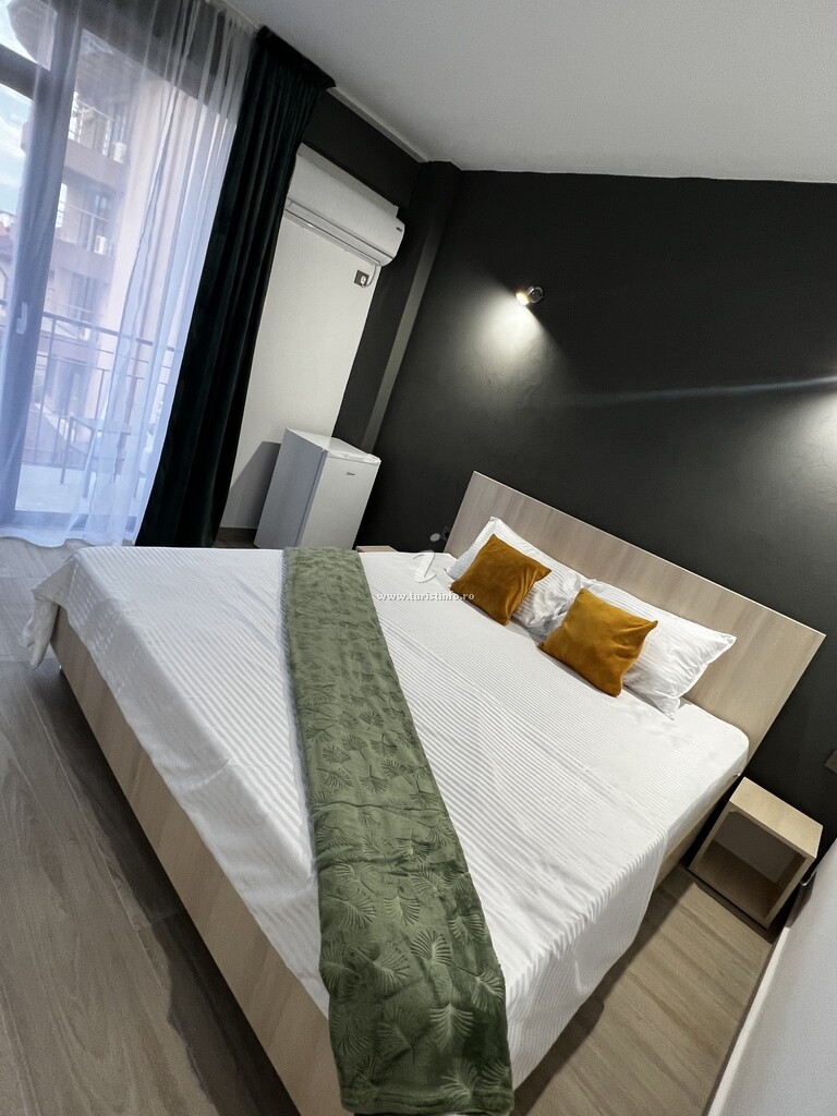Camere de închiriat EBrothers Charm & Sun House