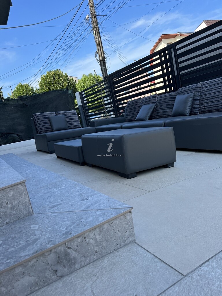 Camere de închiriat EBrothers Charm & Sun House